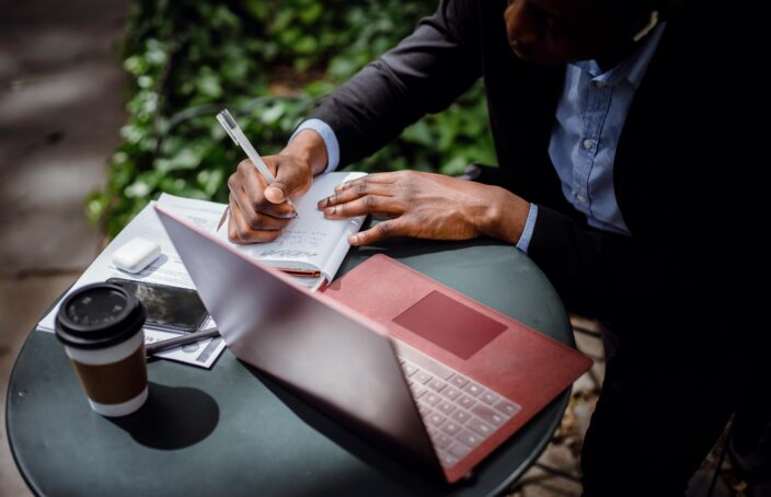 Publier des articles sans avoir un blog : Les solutions alternatives pour partager vos contenus