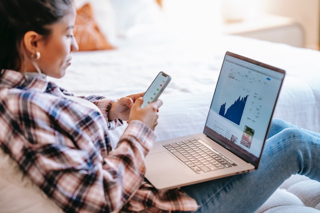 Cherchez l'information qu'il vous faut : Stratégies et outils pour une recherche efficace